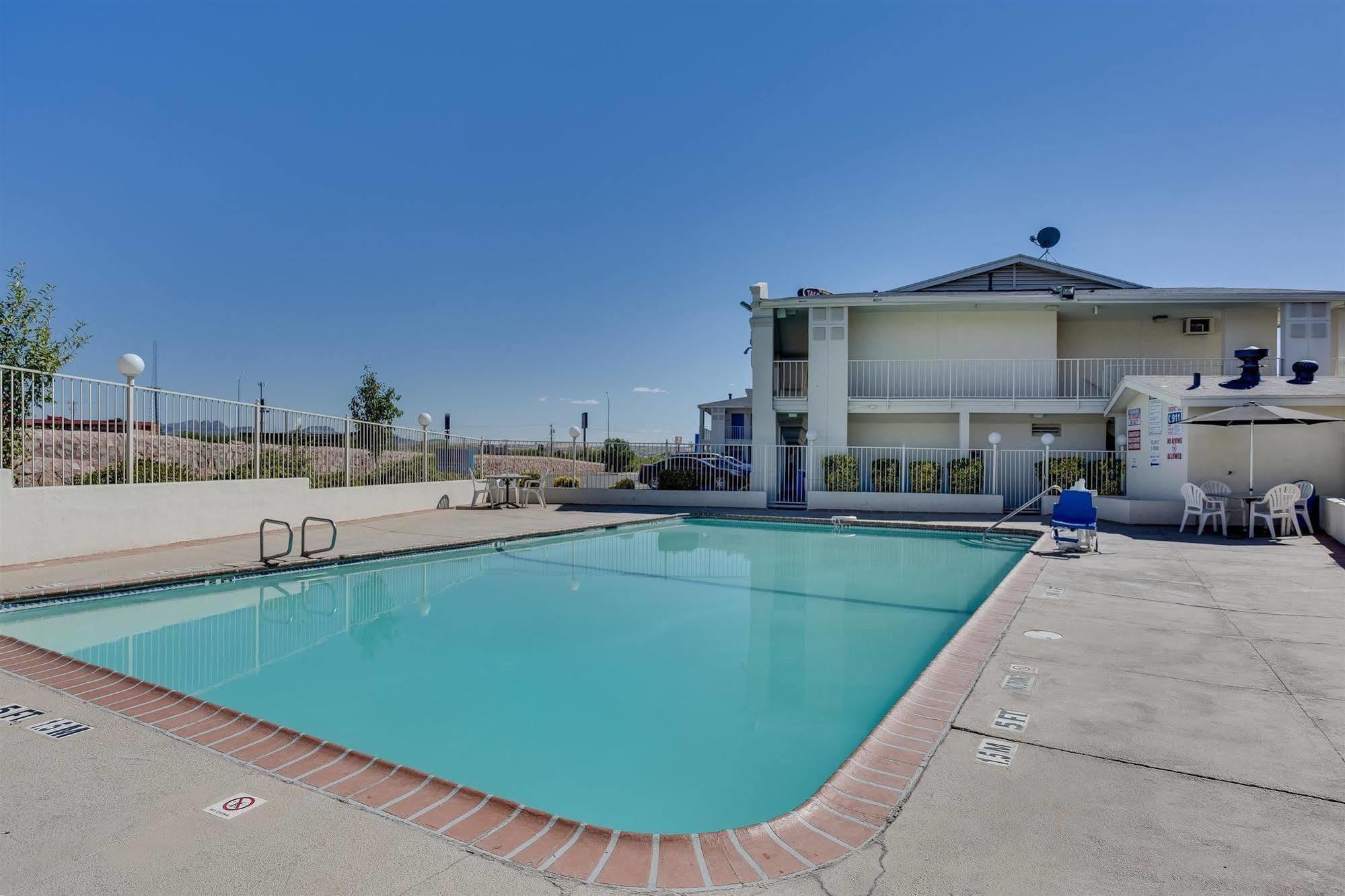Motel 6-El Paso, Tx - West Exterior foto